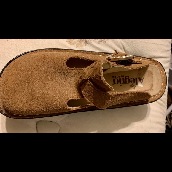 Brown Alegria by PG Lite - Picture 2 of 6